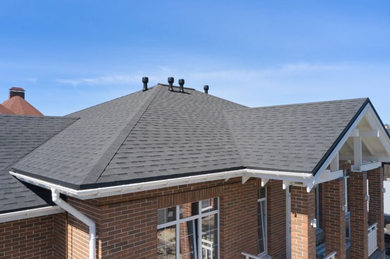 A Woodbury house with asphalt shingle roof